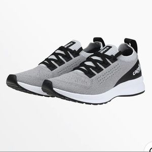 Brand New: Capelli Sport ADULT CS FLY I SHOE. Light Grey/Black. S…